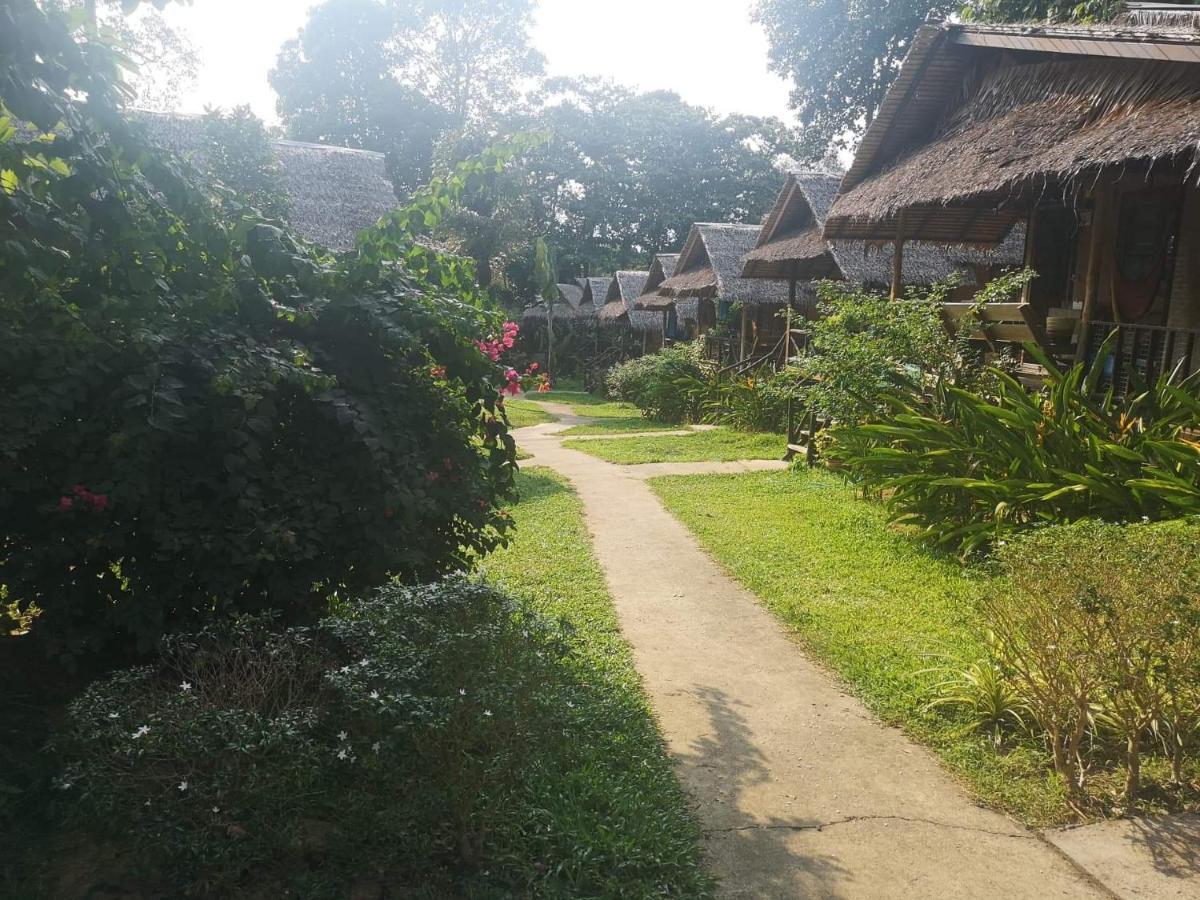 Jungle Garden Hotel Koh Chang Buitenkant foto