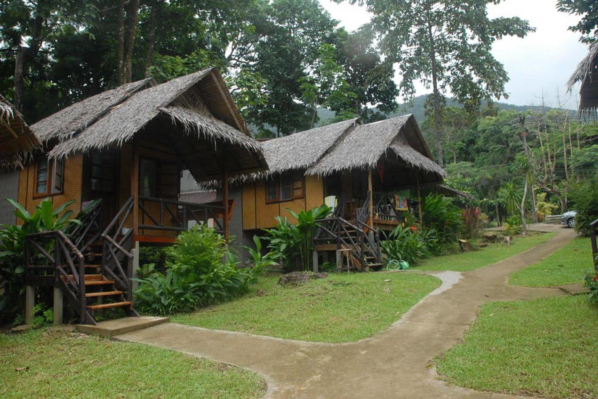 Jungle Garden Hotel Koh Chang Buitenkant foto