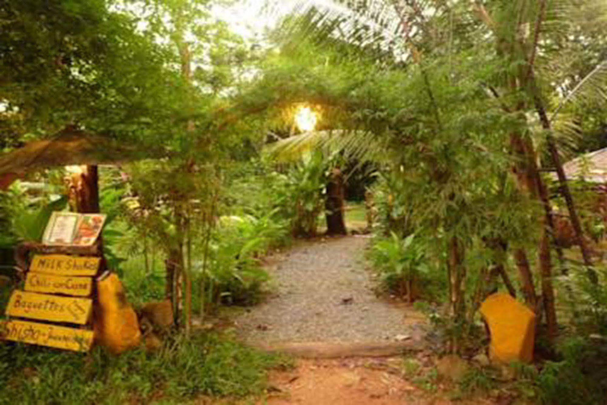 Jungle Garden Hotel Koh Chang Buitenkant foto